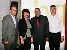 Foto (v.l.): Christian Kötter-Lixfeld , Ulrike Hiller, Jens Quade und Ingo Jander