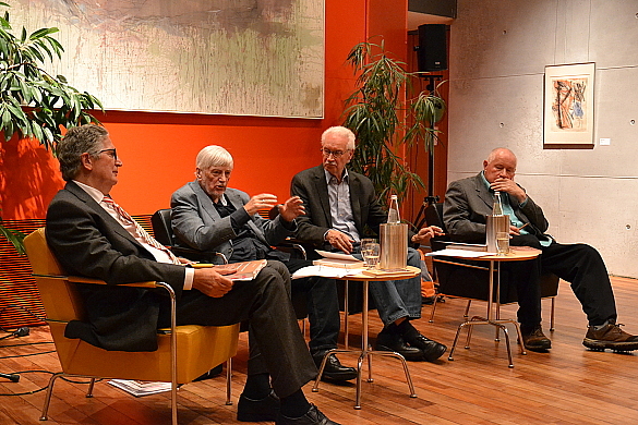 Foto (v.l.): Klaus Wedemeier, Heinz Aulfes, Herman Vinke , Wolfgang Hesse
